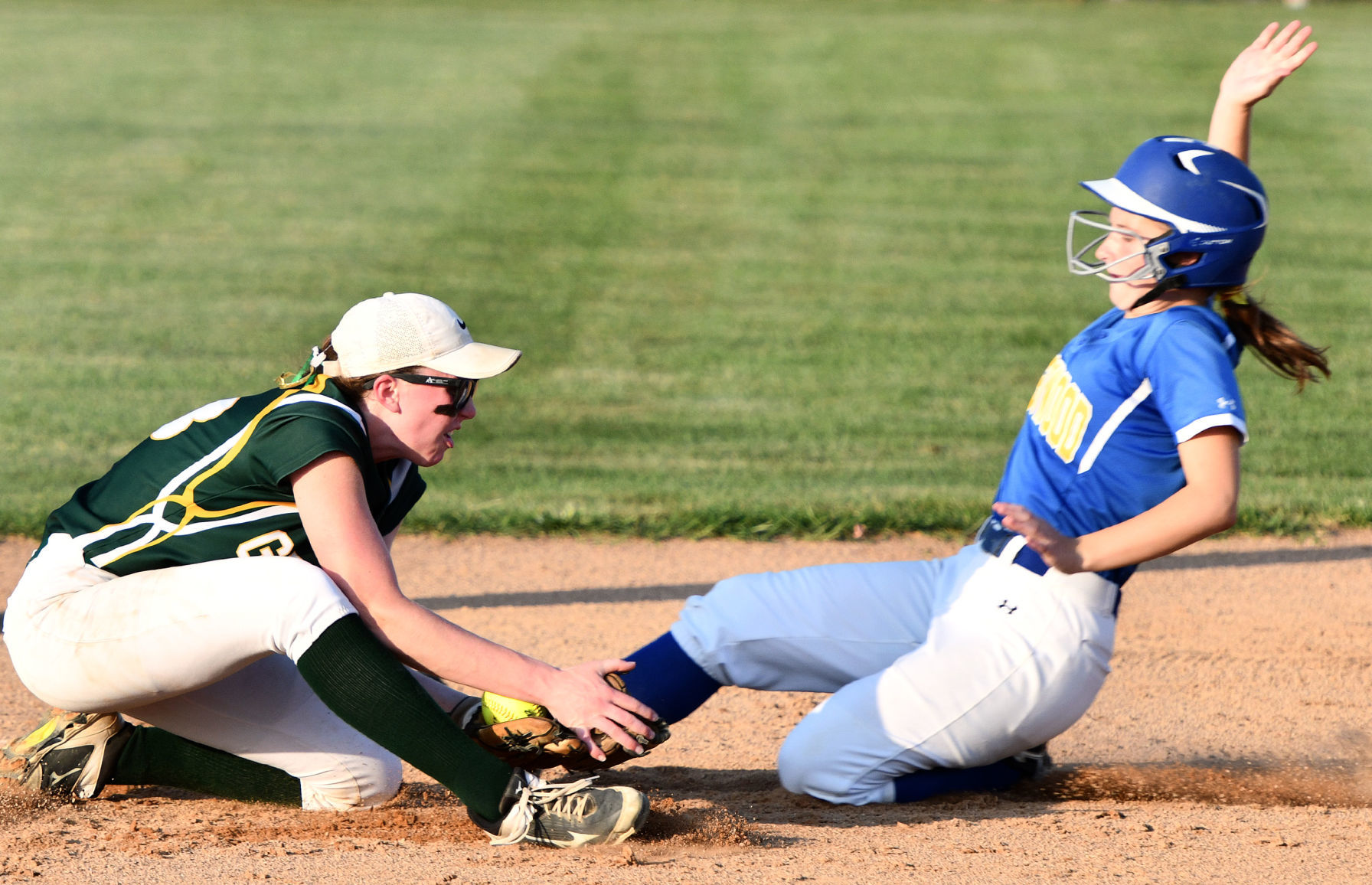 Westwood vs Gehlen Catholic regional softball